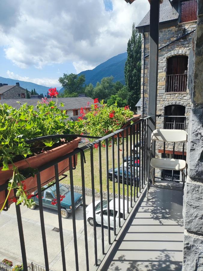 Apart. Casa Juaneta Pirineo-Ordesa Broto Ngoại thất bức ảnh