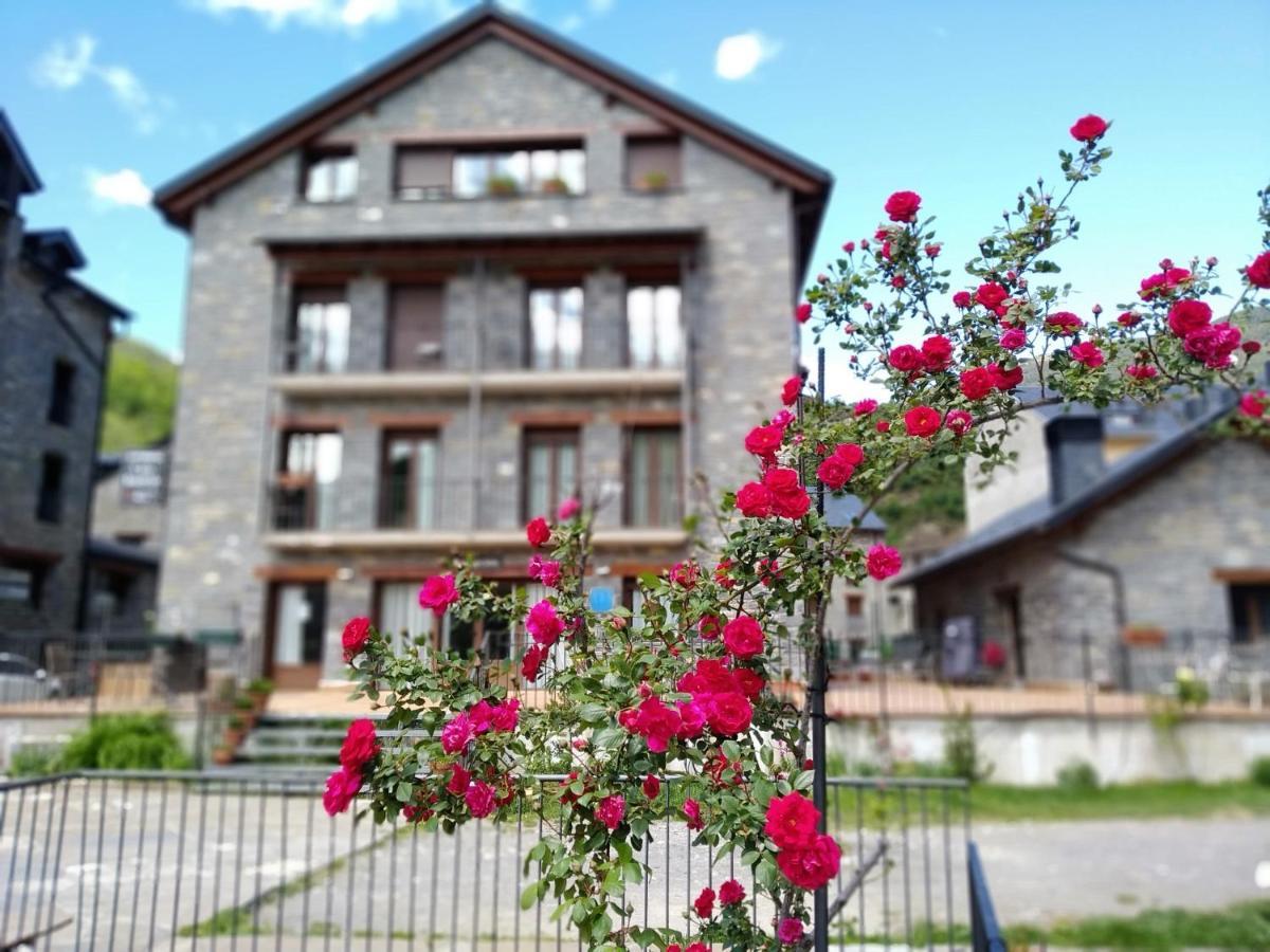 Apart. Casa Juaneta Pirineo-Ordesa Broto Ngoại thất bức ảnh